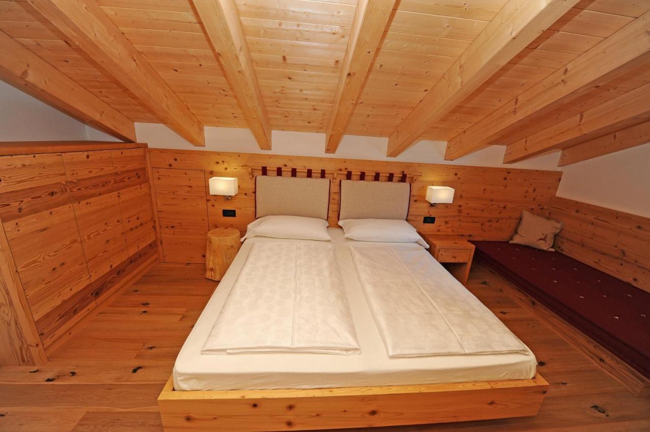 Mountain Apartment Hapeli Ortisei Bagian luar foto
